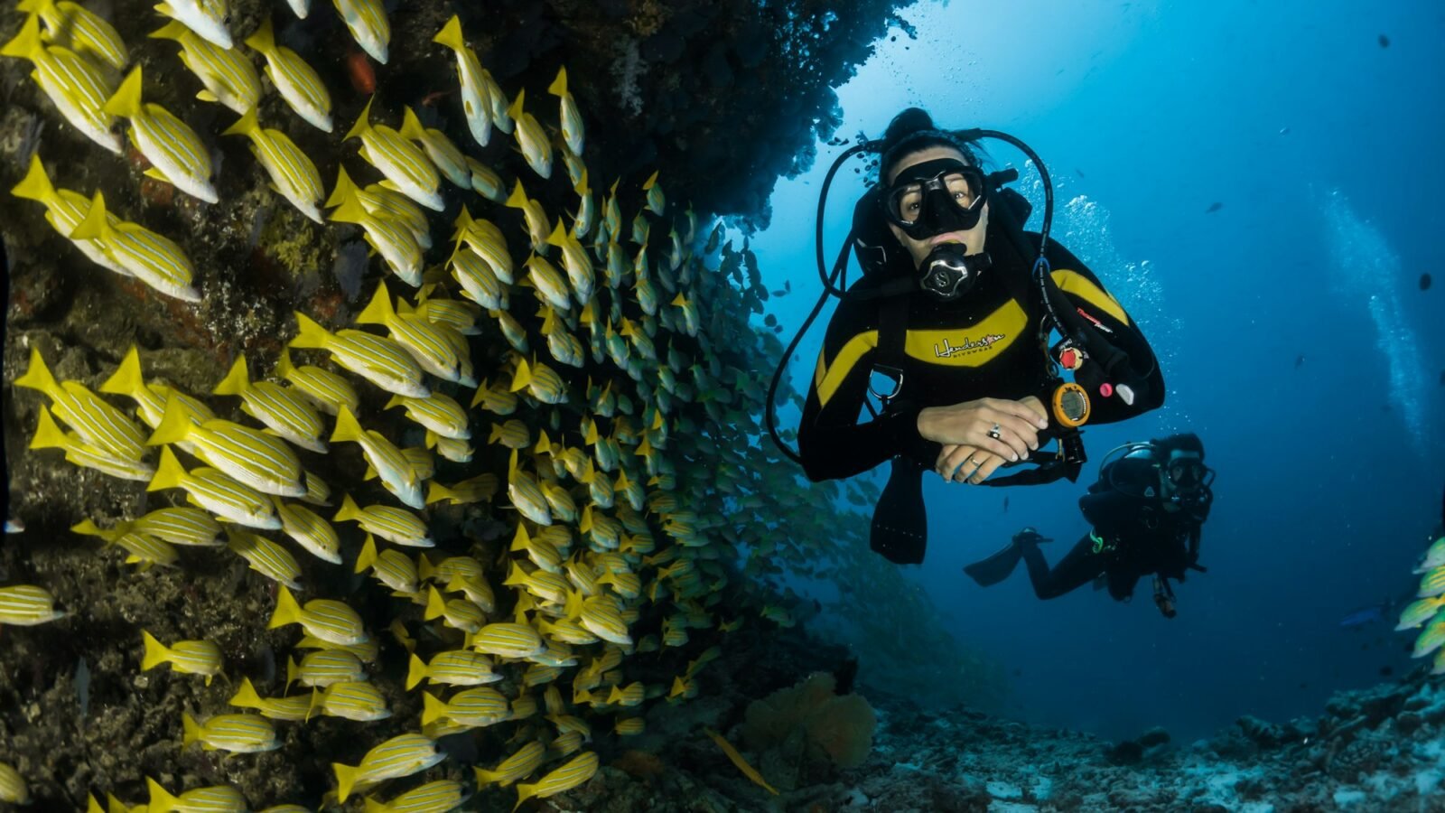 A Beginner’s Guide to Snorkeling Safely